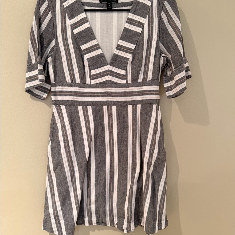 Petite BR Striped V-Neck Dress